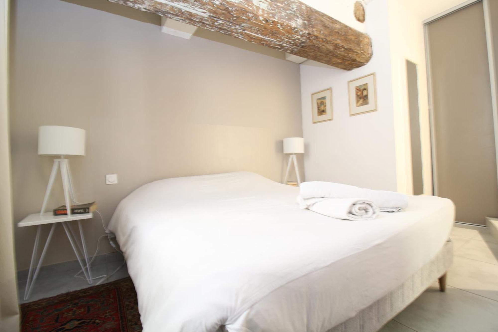 T3 Appartement Hypercentre Proche Commerce- Parking - 2 Chambres Wifi Gratuit Avignon Exterior photo