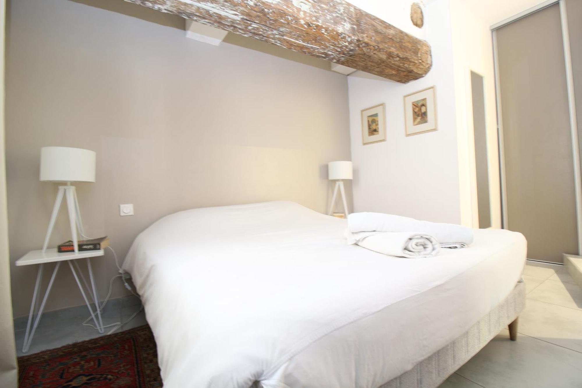 T3 Appartement Hypercentre Proche Commerce- Parking - 2 Chambres Wifi Gratuit Avignon Exterior photo