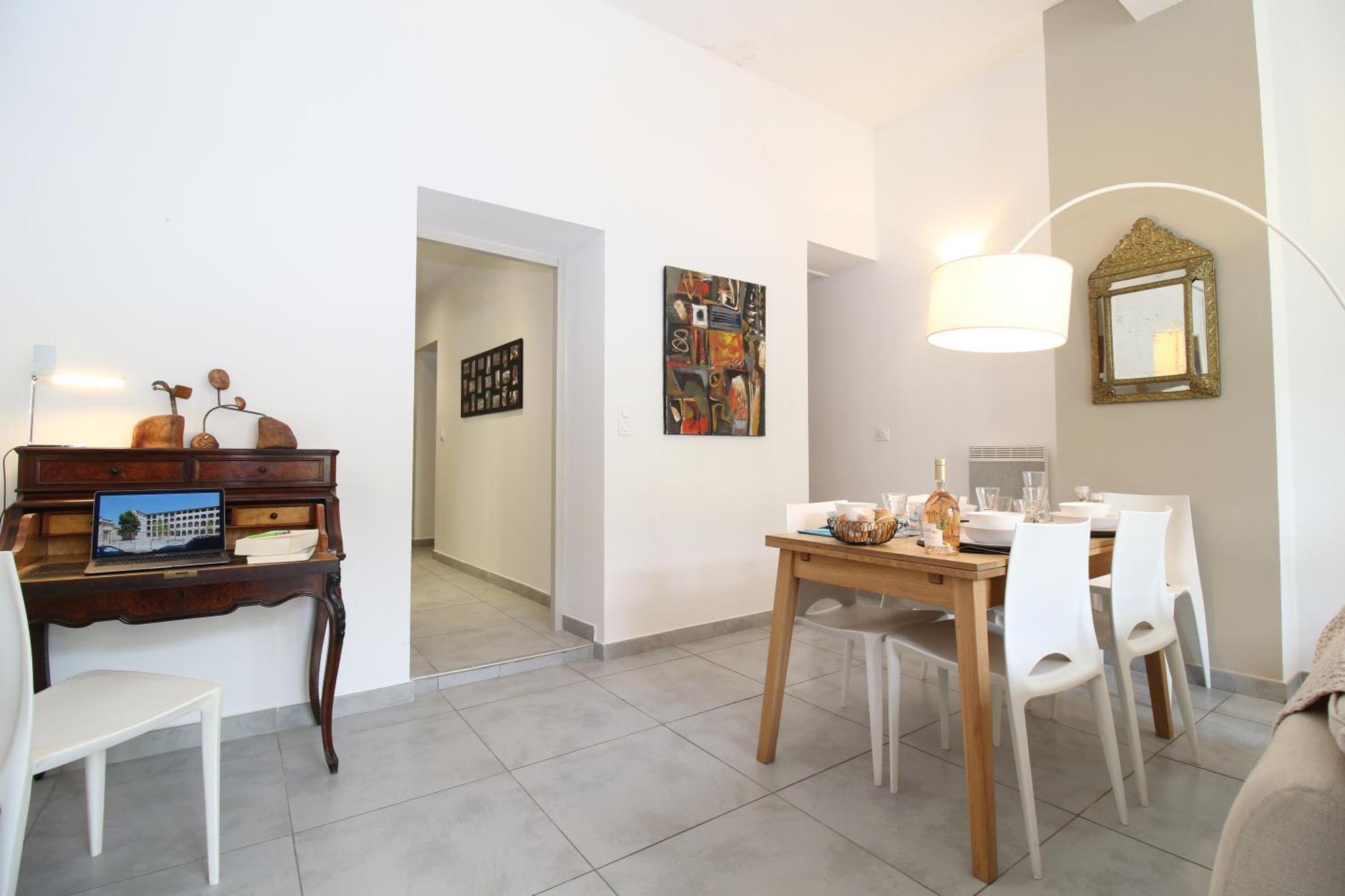 T3 Appartement Hypercentre Proche Commerce- Parking - 2 Chambres Wifi Gratuit Avignon Exterior photo