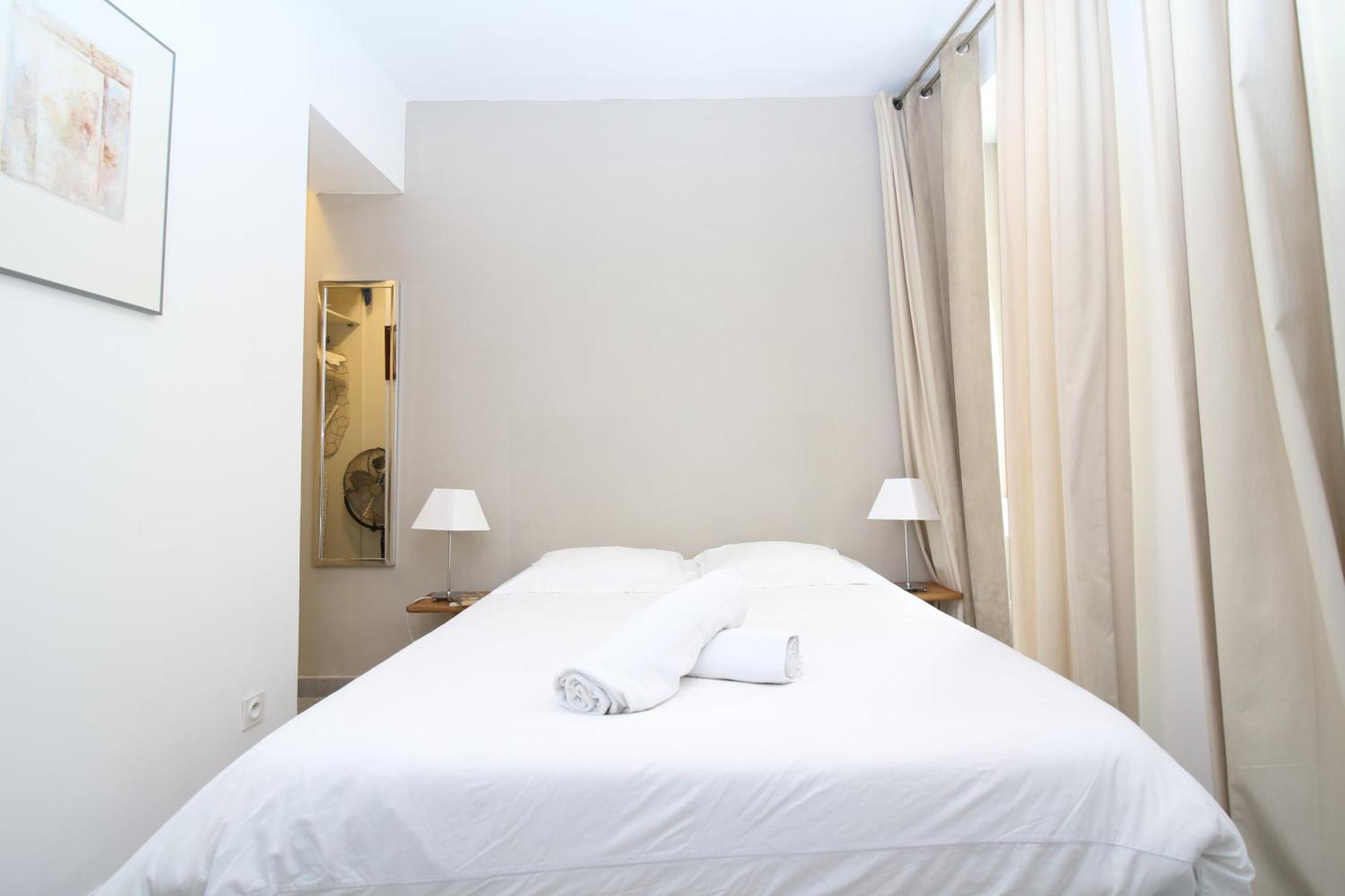 T3 Appartement Hypercentre Proche Commerce- Parking - 2 Chambres Wifi Gratuit Avignon Exterior photo